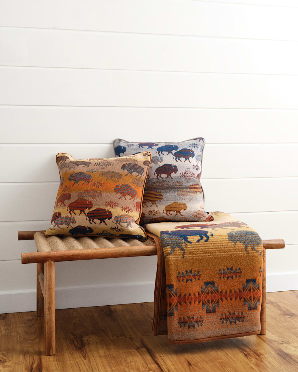 Pendleton blanket 2024 pillows