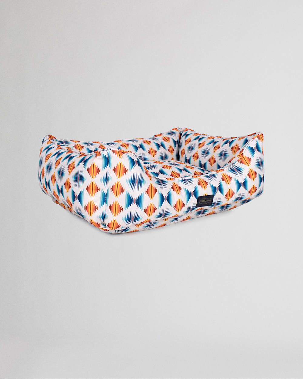 ALTERNATE VIEW OF FALCON COVE ALL SEASON DOG KUDDLER IN FALCON COVE image number 2