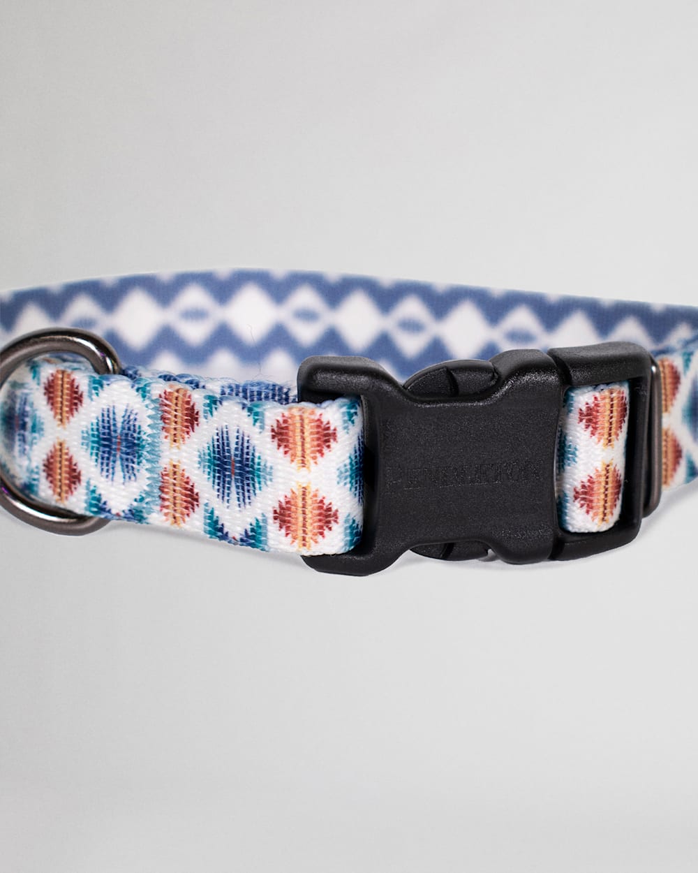 ALTERNATE VIEW OF FALCON COVE ADVENTURE DOG COLLAR IN FALCON COVE image number 3