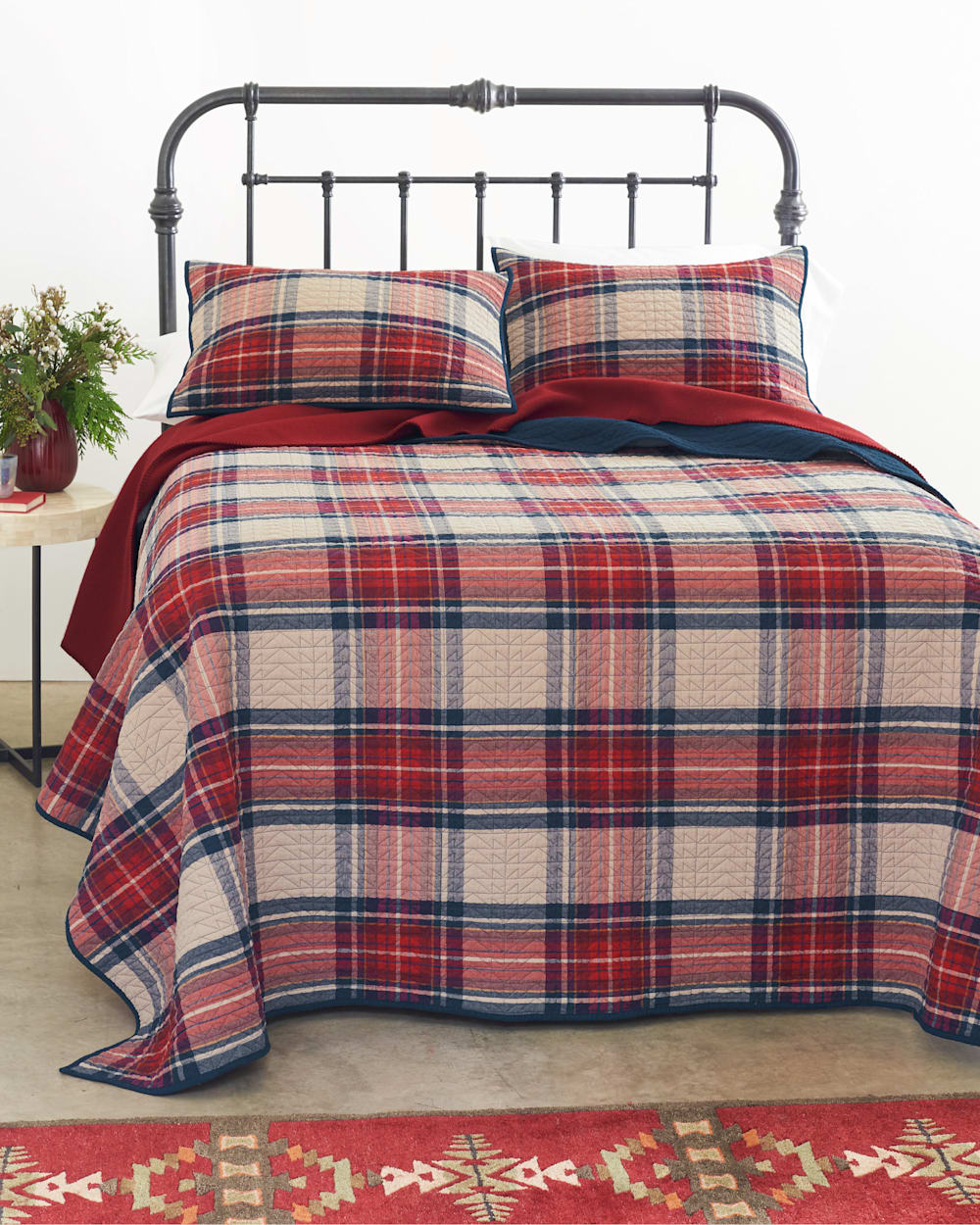 VINTAGE DRESS STEWART COVERLET