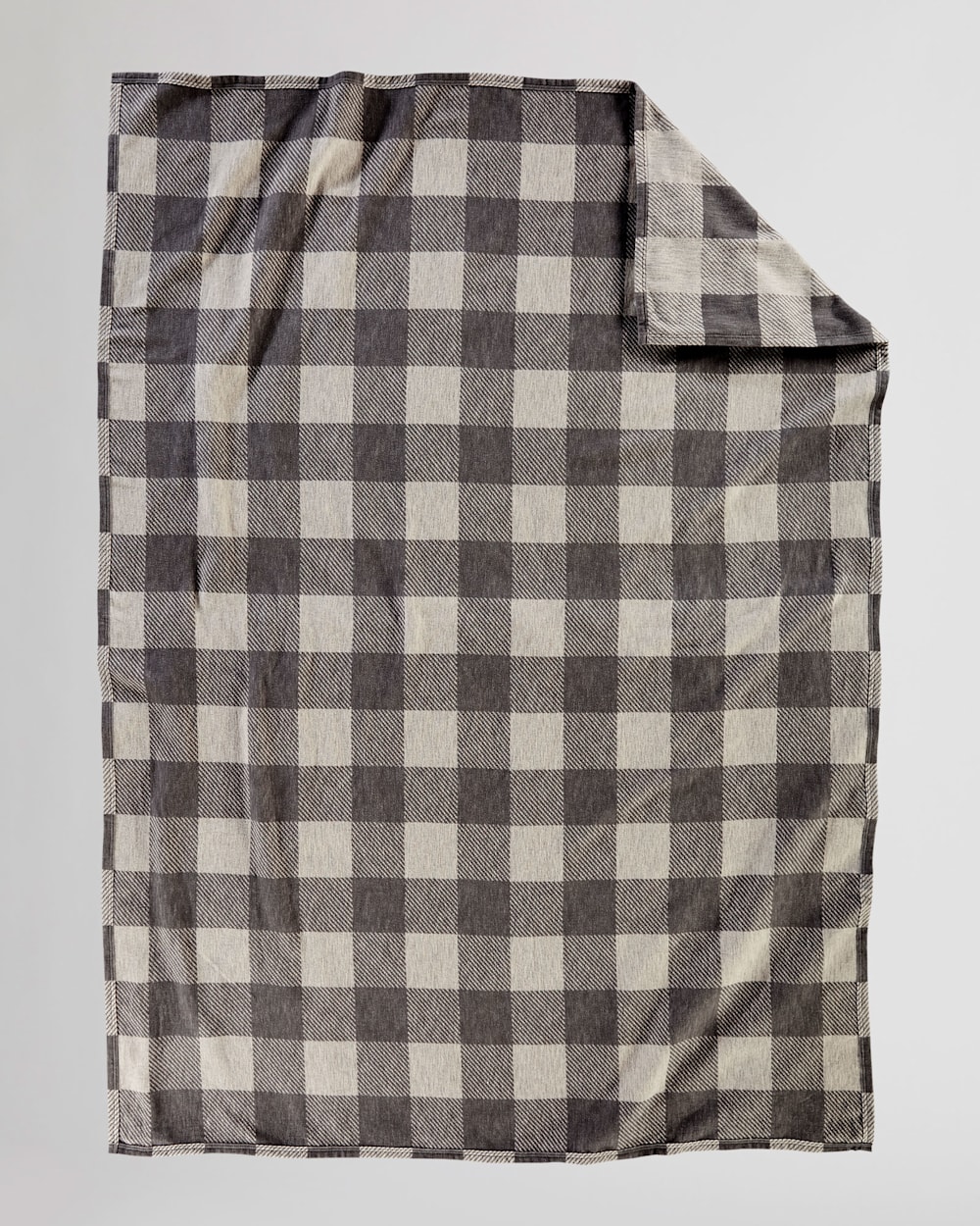 ALTERNATE VIEW OF ROB ROY ORGANIC COTTON BLANKET IN CREAM/SLATE image number 2