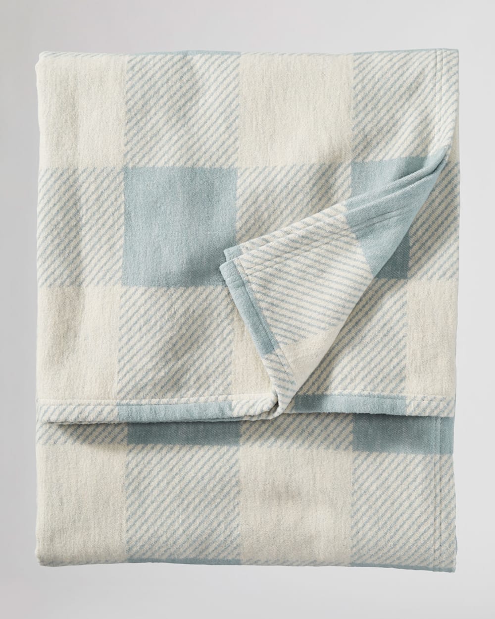 ALTERNATE VIEW OF ROB ROY ORGANIC COTTON BLANKET IN CREAM/SHALE image number 3