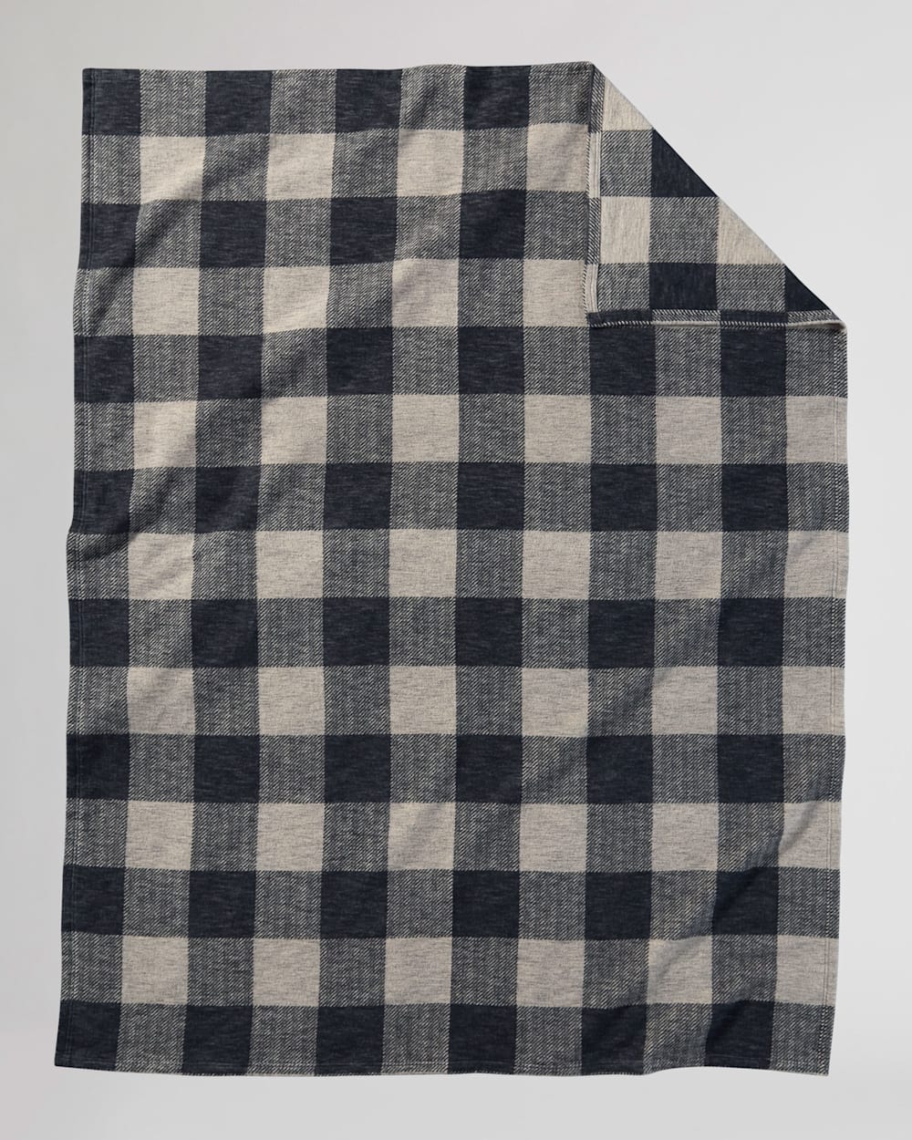 ROB ROY ORGANIC COTTON THROW IN CREAM/SLATE image number 1