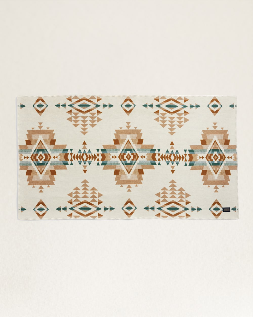 ALTERNATE VIEW OF ROCK POINT SADDLE BLANKET IN IVORY image number 4