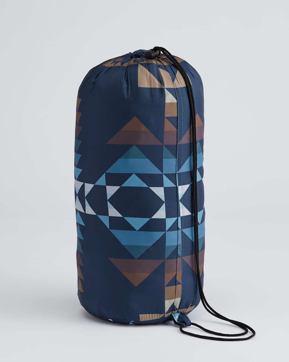 ALTERNATE VIEW OF PACKABLE THROW IN NAVY PILOT ROCK image number 3