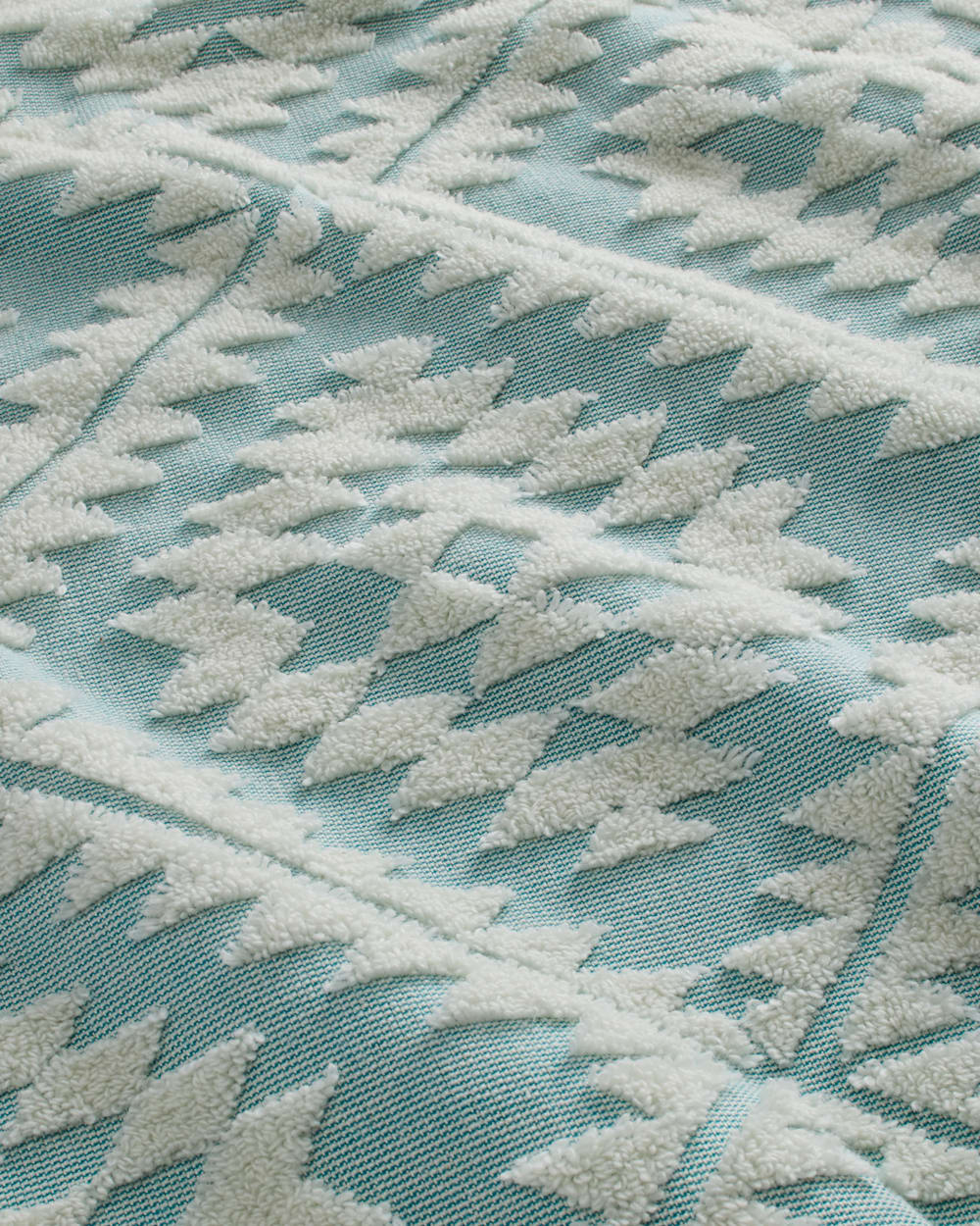 ALTERNATE VIEW OF RANCHO ARROYO TOWEL COLLECTION IN GREEN/BLUE SLATE image number 2