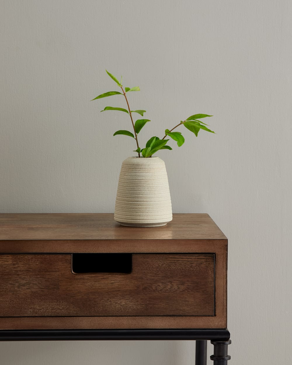 RAW STONEWARE TEXTURED BUD VASE IN WHITE image number 1