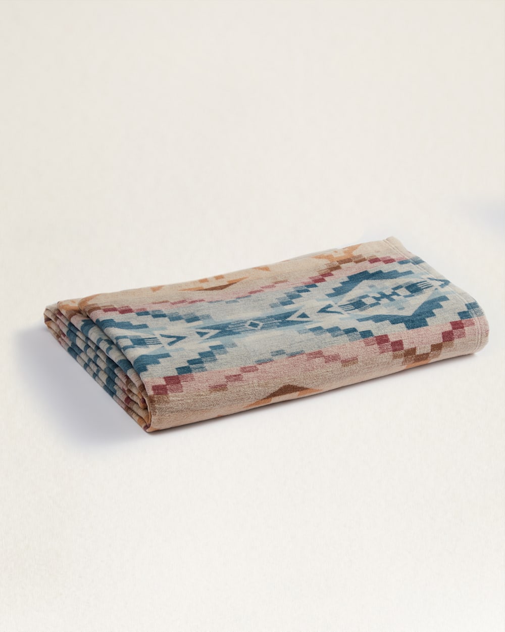 Shop Carico Lake Organic Cotton Blanket | Pendleton