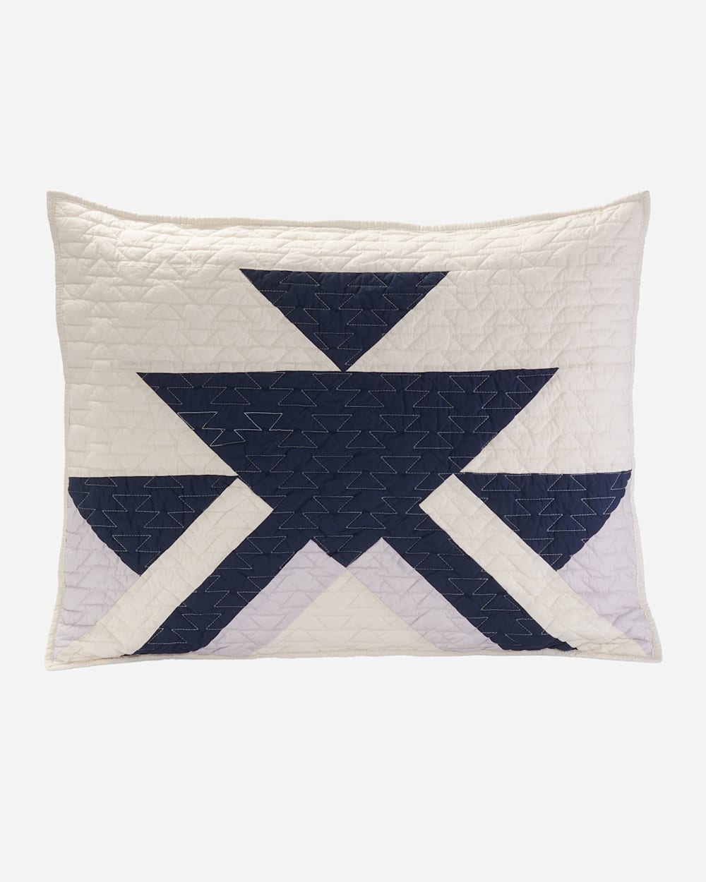 GOOSE LAKE PIECED QUILT SET IN IVORY/NAVY image number 1