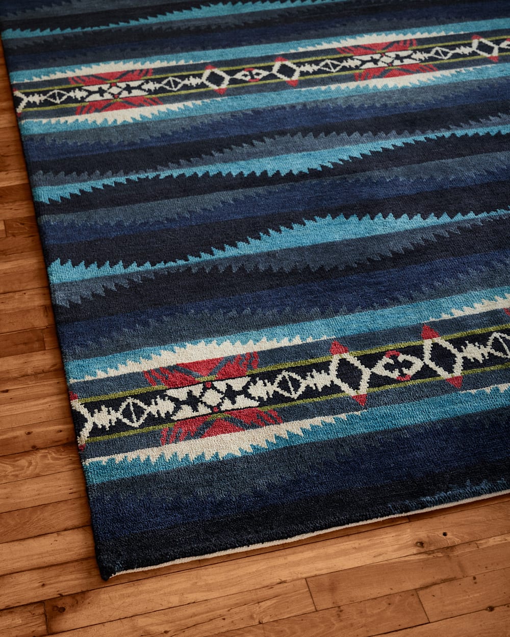 ALTERNATE VIEW OF LAHAINA RUG IN WAVE image number 2
