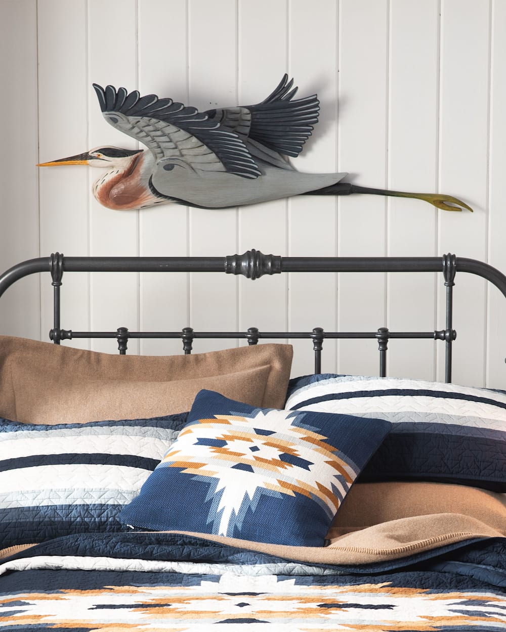 FLYING HERON image number 2