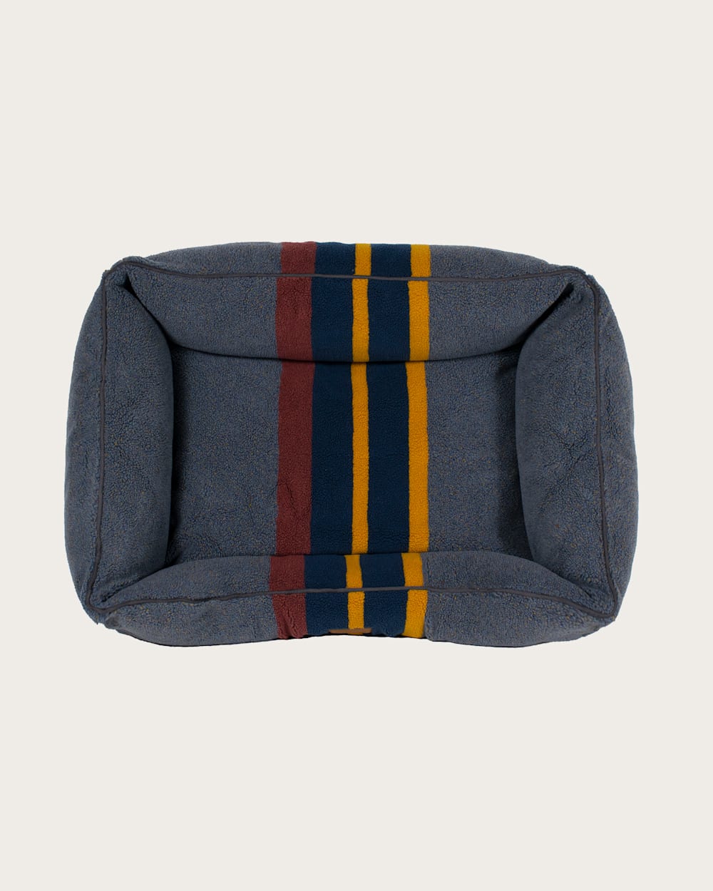 ALTERNATE VIEW OF YAKIMA CAMP PET BED - KUDDLER IN LAKE image number 2