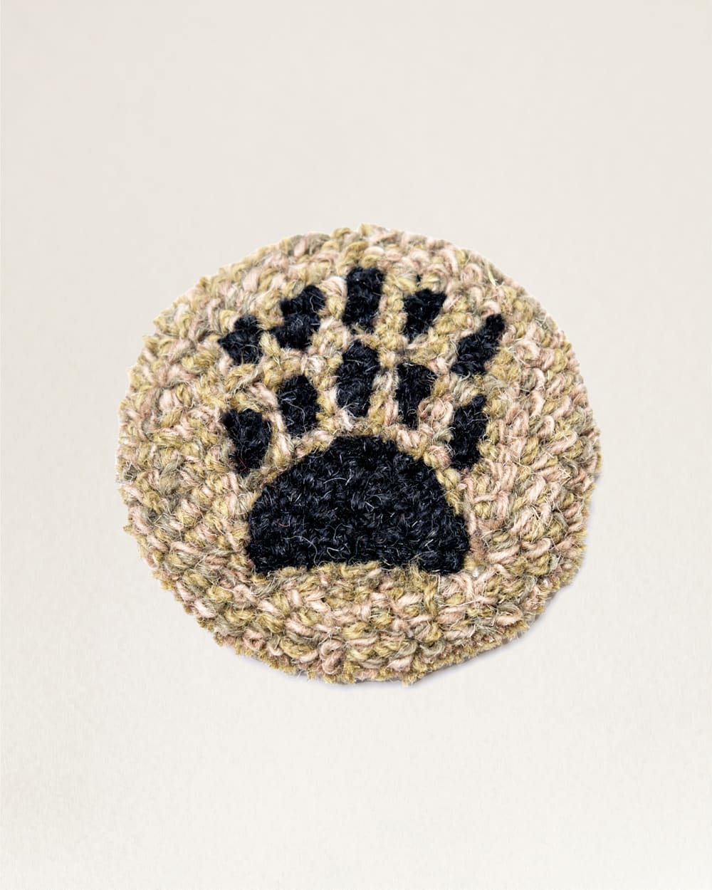 BEAR PAW HOOKED COASTER SET IN BLACK/TAUPE image number 1