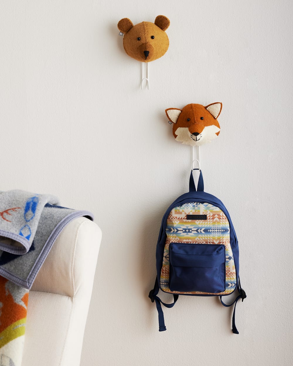 ALTERNATE VIEW OF BEAR CUB HEAD COAT HOOK IN CAMEL/BROWN image number 4