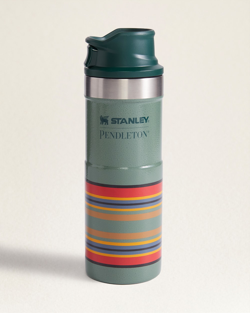 STANLEY TRIGGER-ACTION TRAVEL MUG IN HAMMERTONE GREEN image number 1