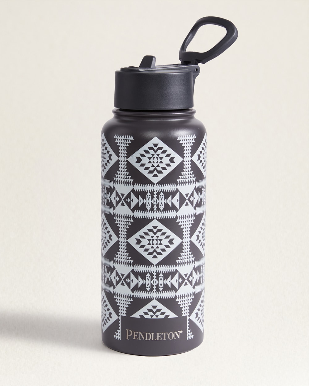 BASKET MAKER 34 OZ INSULATED BOTTLE IN BLACK image number 1