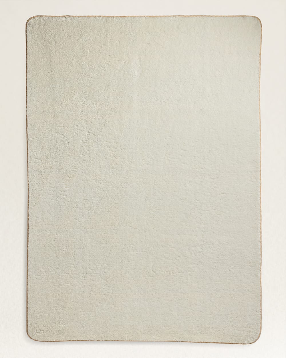 ALTERNATE VIEW OF PRAIRIE TRAIL SHERPA BLANKET IN TAN MULTI image number 3