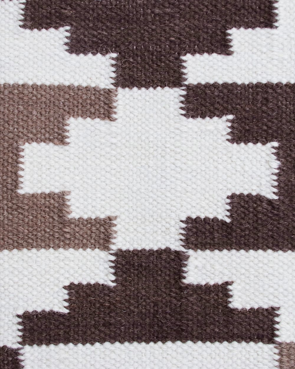 ALTERNATE VIEW OF SALT CREEK RUG IN LINEN image number 3