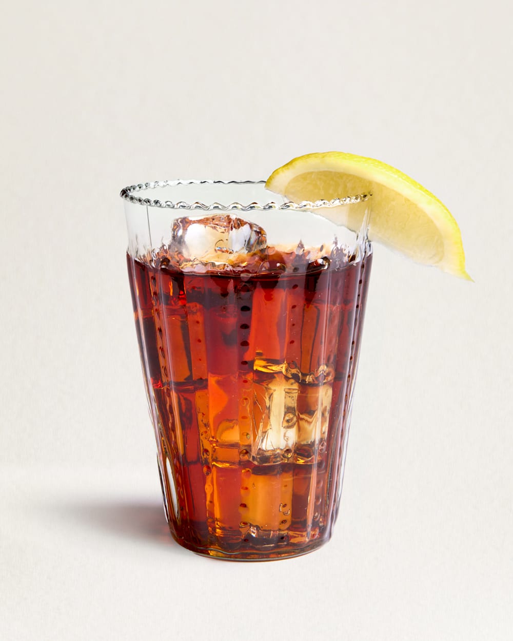 ALTERNATE VIEW OF RUFFLE GLASS TUMBLER SET IN CLEAR image number 2