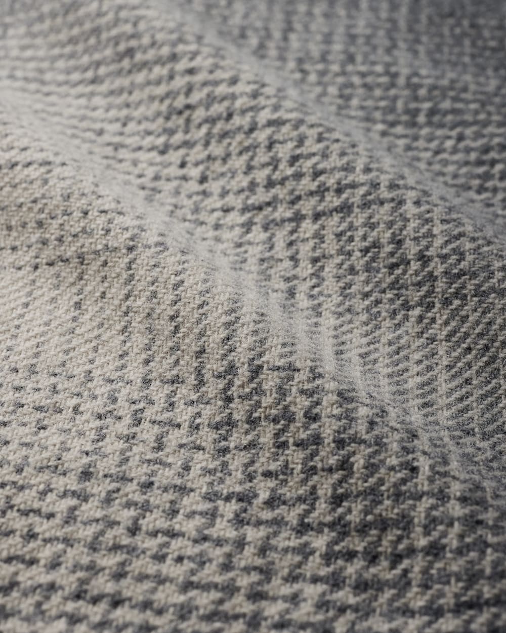 ALTERNATE VIEW OF ECO-WISE WOOL OMBRE BLANKET IN BONE/GREY image number 2