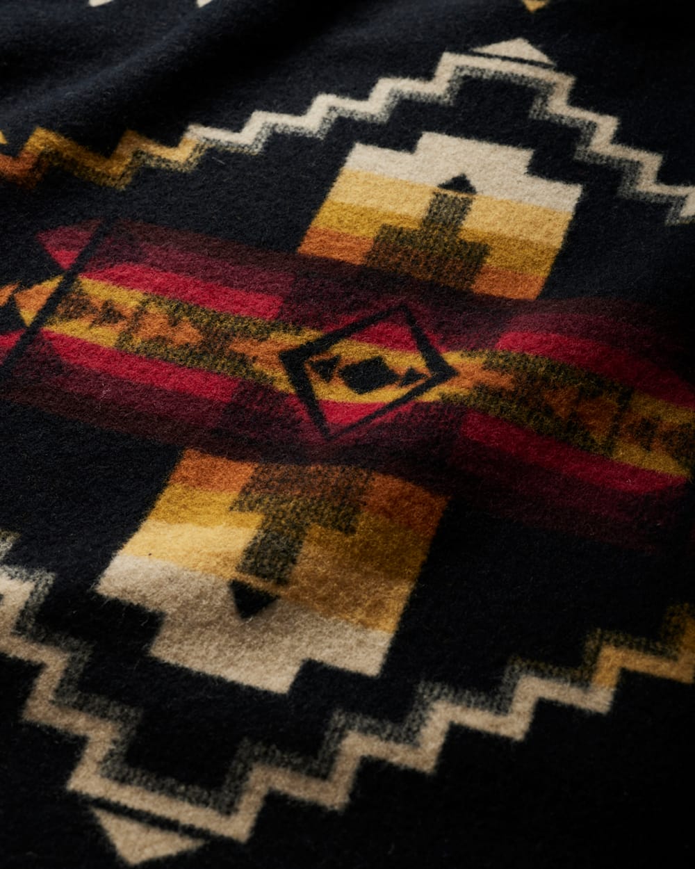 ALTERNATE VIEW OF FOUR CORNERS BLANKET IN BLACK MULTI image number 4