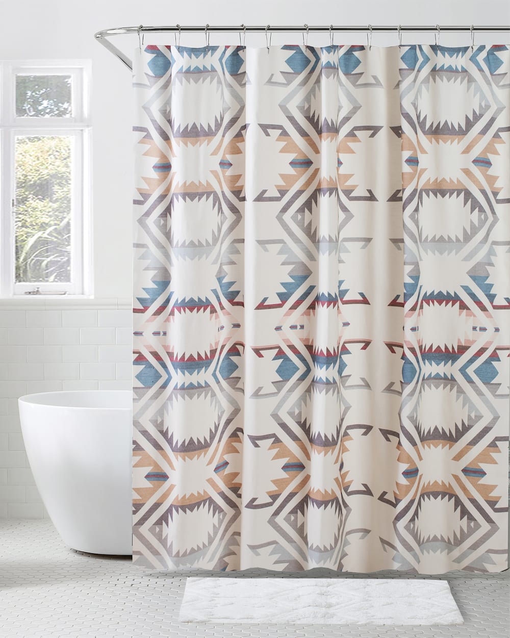 WHITE SANDS SHOWER CURTAIN IN IVORY MULTI image number 1