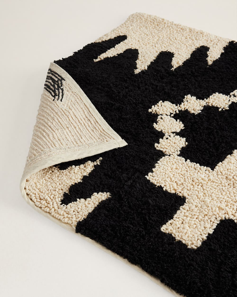 Shop the Luxurious Spider Rock Bath Rug for a Cozy | Pendleton