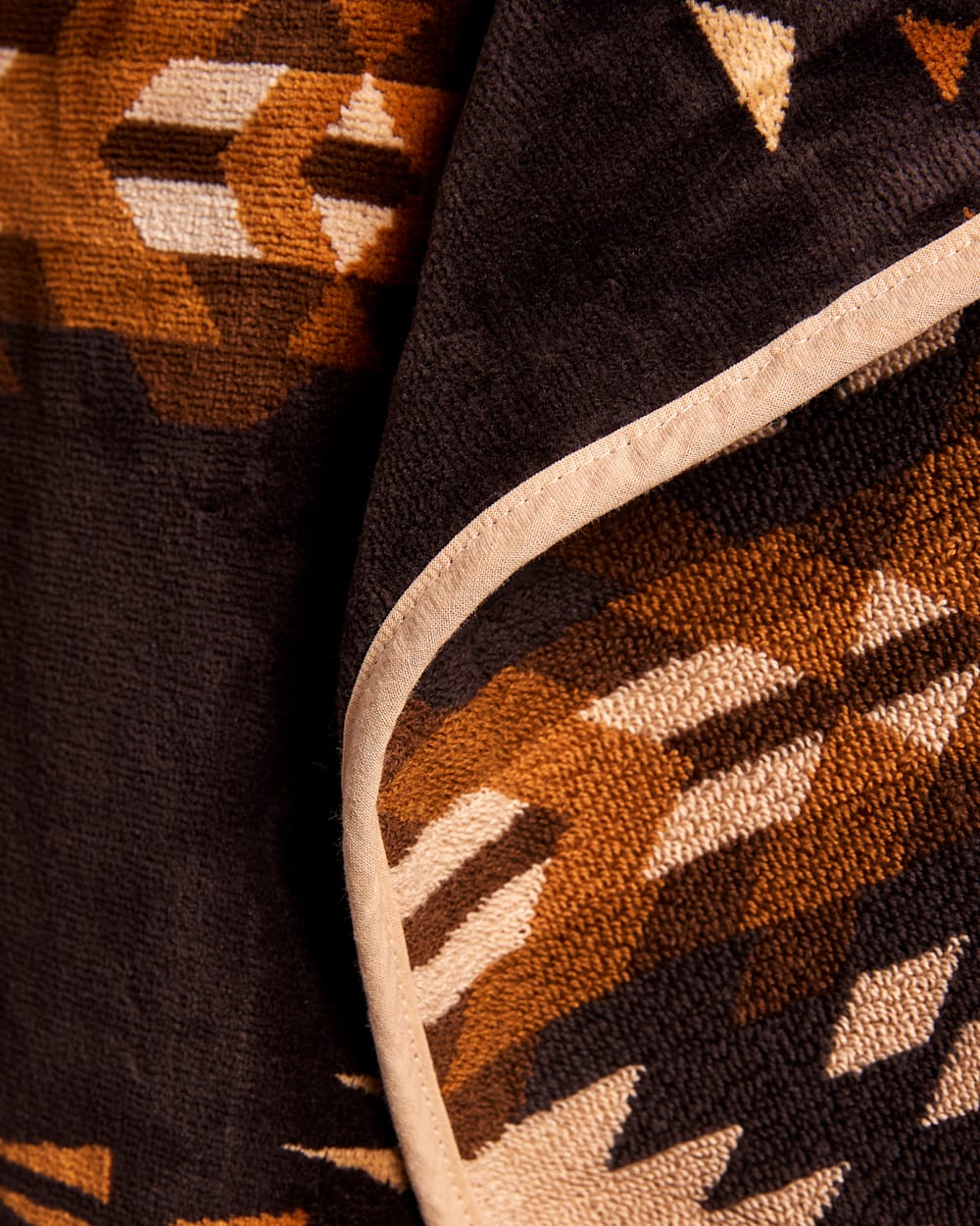 ALTERNATE VIEW OF BIRDWELL X PENDLETON ADULT HOODED TOWEL IN BROWN RANCHO ARROYO image number 3