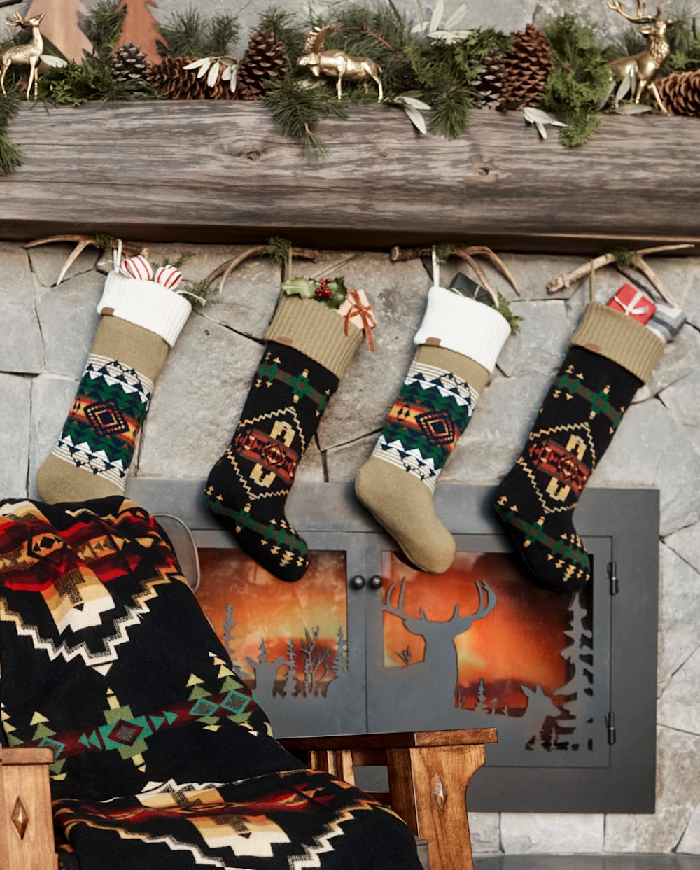ALTERNATE VIEW OF FOUR CORNERS STOCKING IN BLACK image number 3