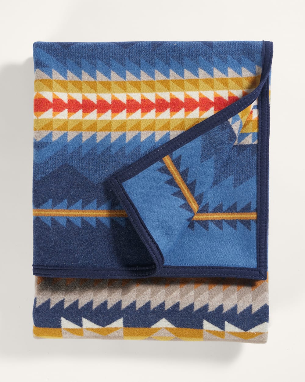 ALTERNATE VIEW OF CASCADIA BLANKET IN BLUE image number 4