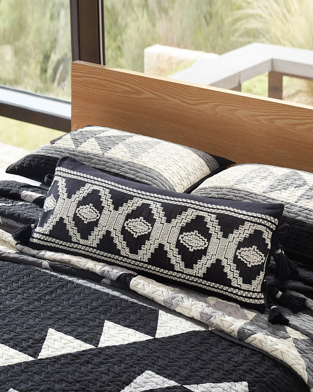 ALTERNATE VIEW OF KIVA STEPS LUMBAR PILLOW IN BLACK/WHITE image number 4