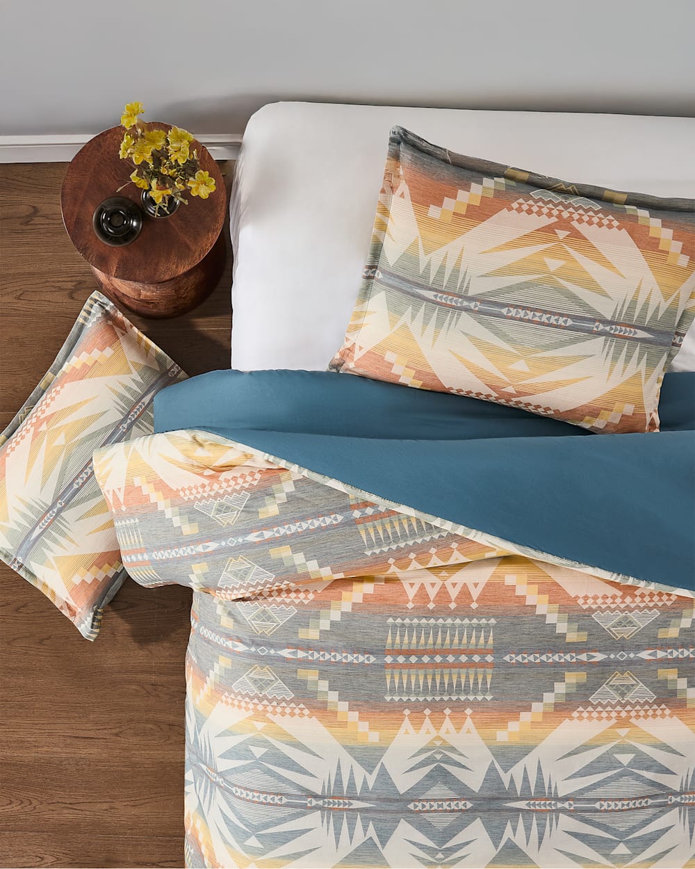 ALTERNATE VIEW OF MYSTIC LAKE DUVET COVER SET IN TEAL MULTI image number 3