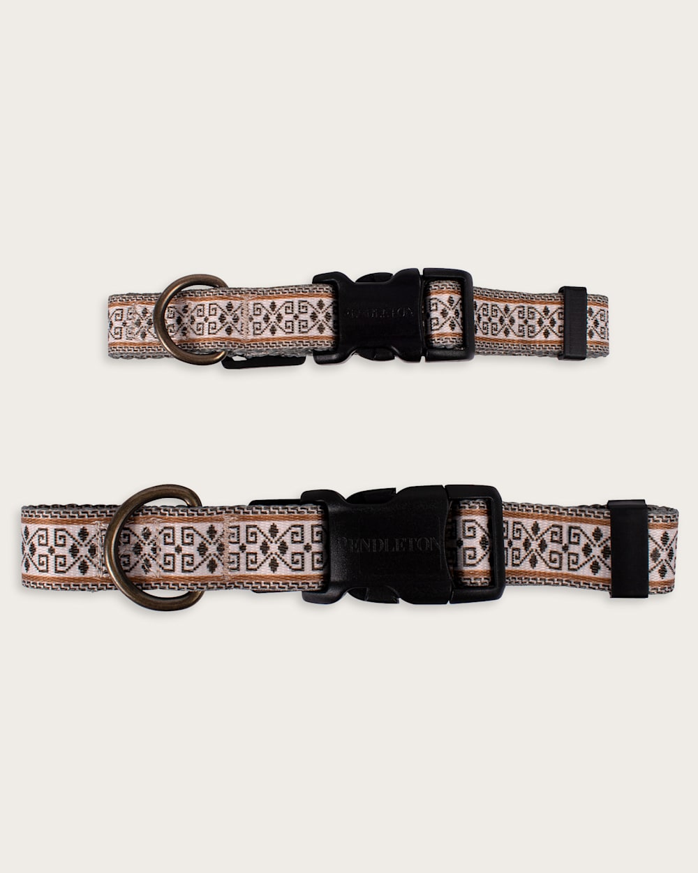 ALTERNATE VIEW OF WESTERLEY ADVENTURE COLLAR IN WESTERLEY image number 3