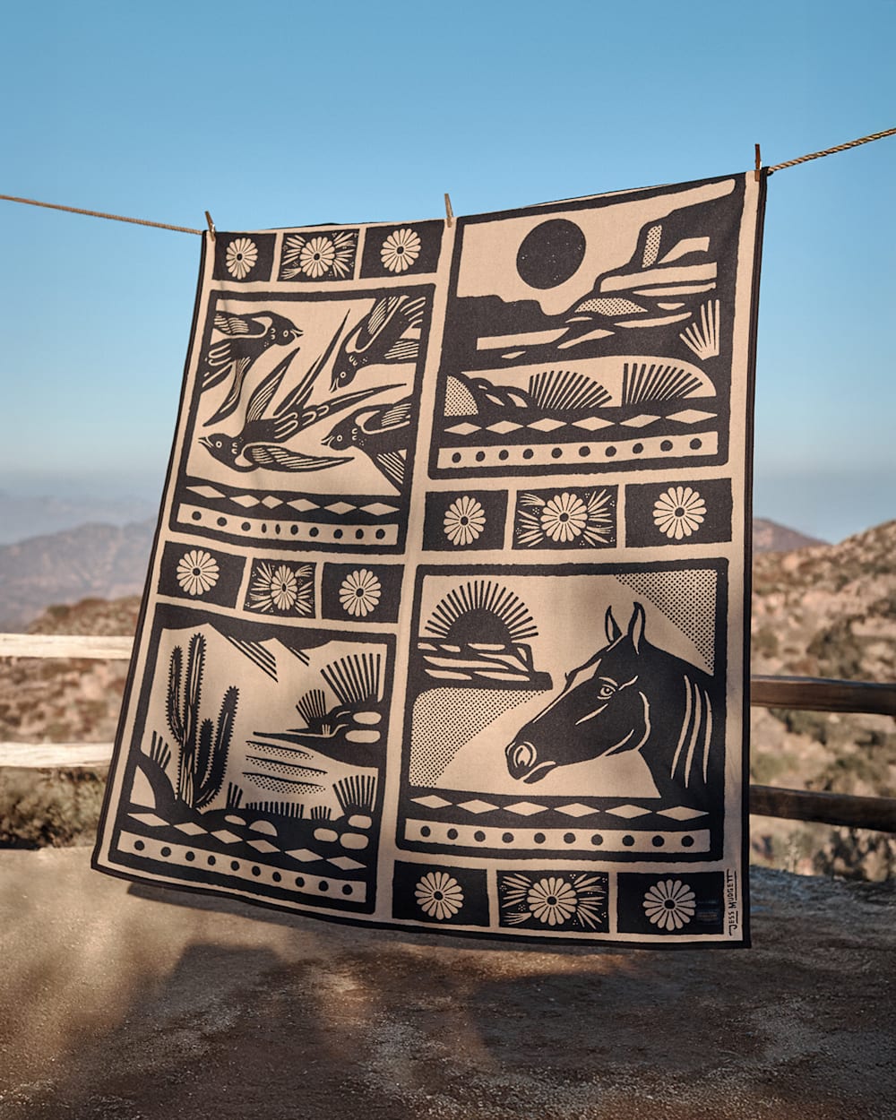 ALTERNATE VIEW OF SARATOGA BLANKET IN IVORY/BLACK image number 2