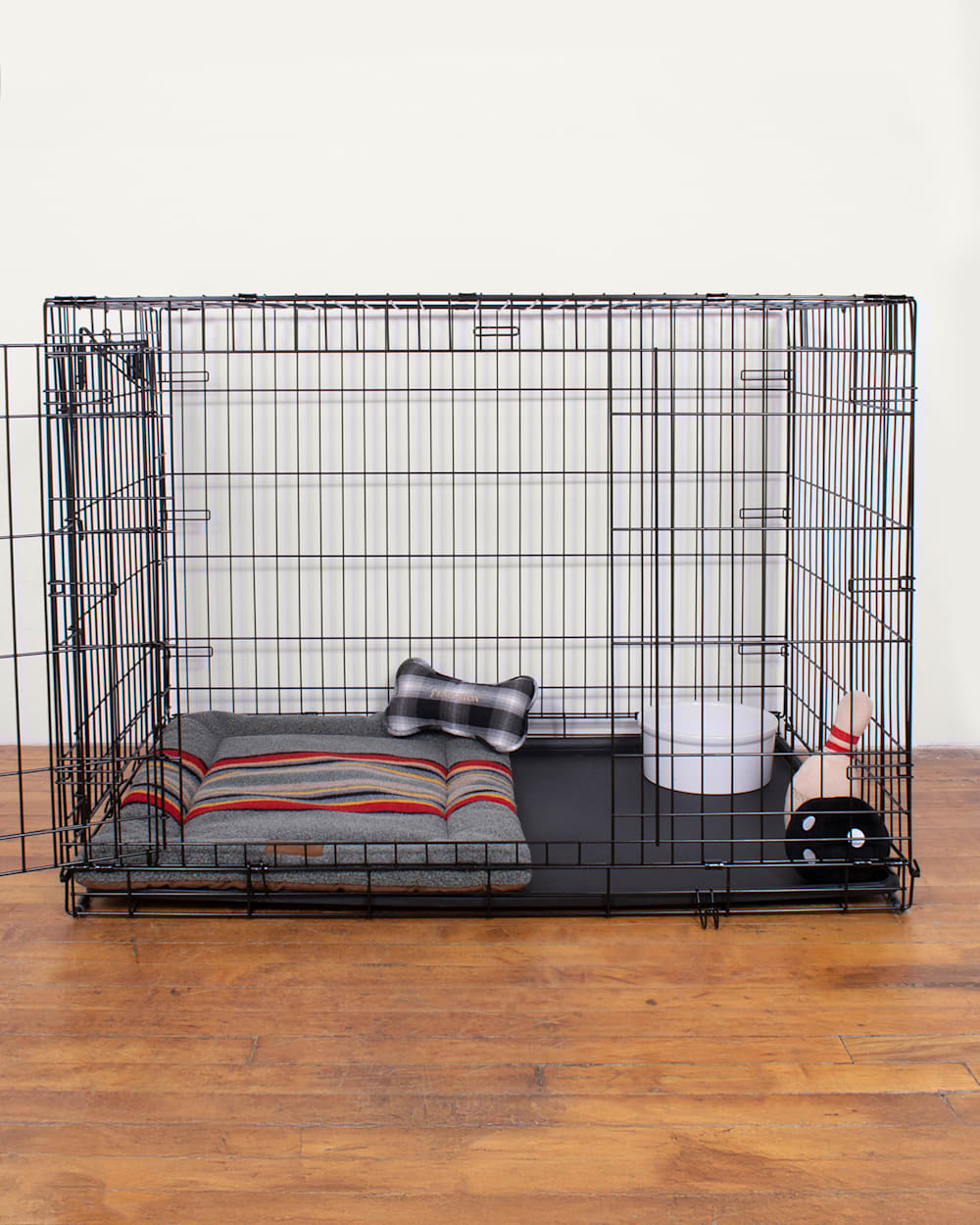 ALTERNATE VIEW OF YAKIMA CAMP PET BED - COMFORT CUSHION IN GREEN HEATHER image number 4