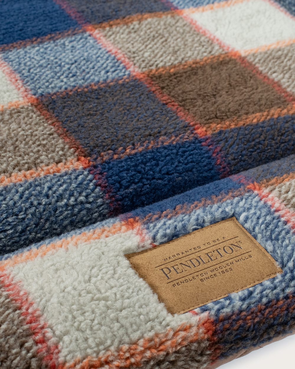 ALTERNATE VIEW OF MOUNTAIN PLAID PET BED - COMFORT CUSHION IN BLUE/TAN image number 3