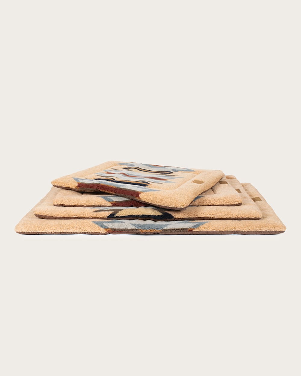 ALTERNATE VIEW OF WYETH TRAIL PET BED - COMFORT CUSHION IN BEIGE image number 4