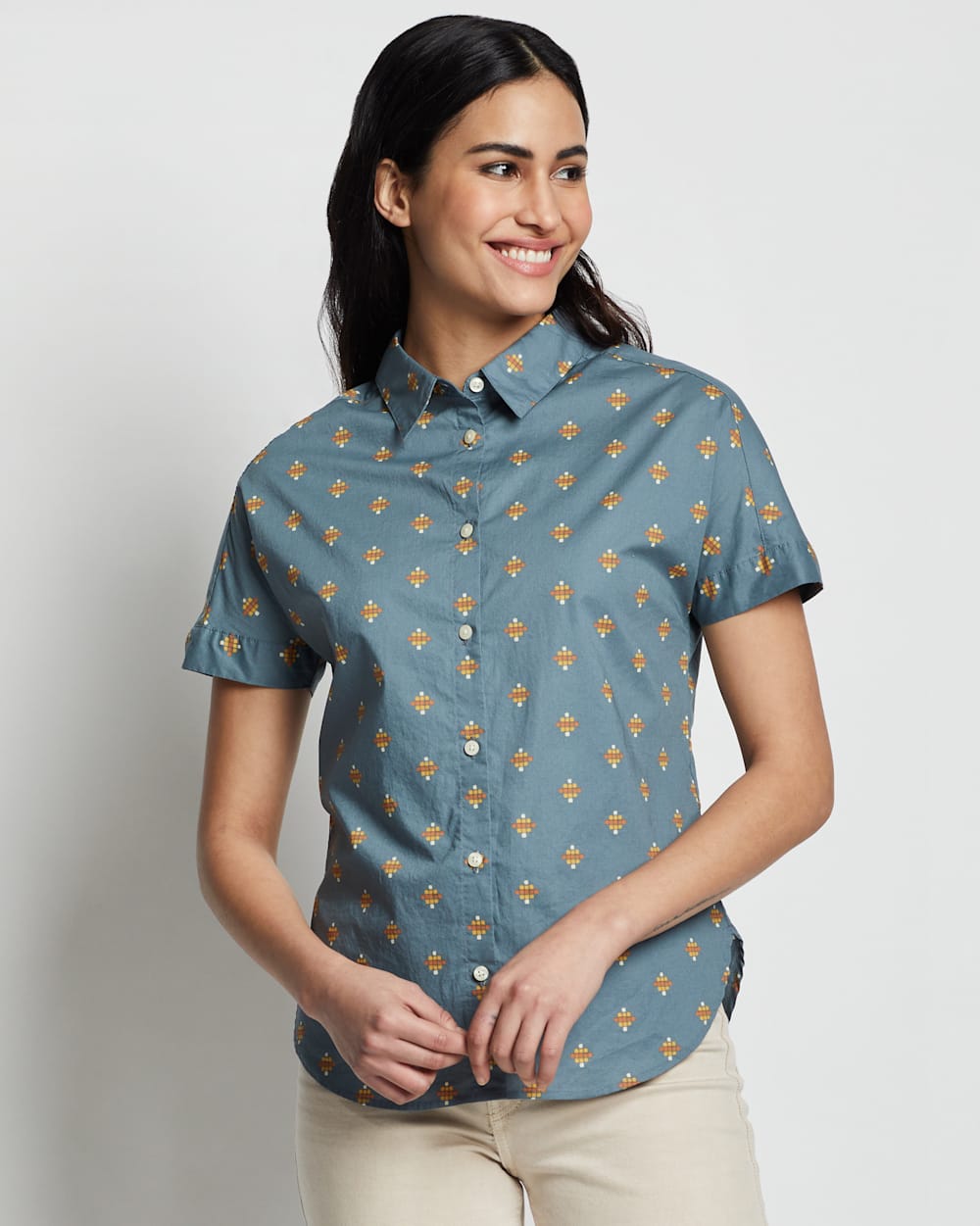 WOMEN'S SHORT-SLEEVE COTTON SHIRT