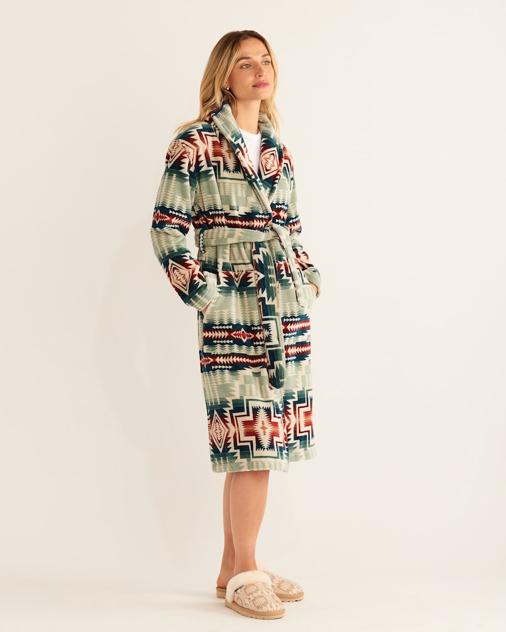 Luxurious Comfort: Women's Cotton Terry Velour Robe | Pendleton