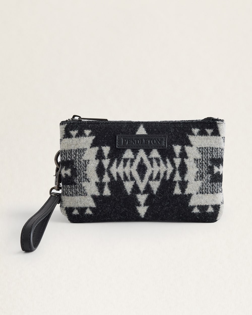 Shop Rock Point Three Pocket Keeper | Pendleton