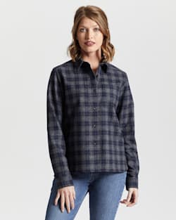 WOMEN'S LODGE SHIRT IN NAVY/GREY SPACE DYE PLAID image number 1