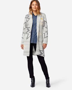 ALTERNATE VIEW OF WOMEN'S SWEATER COAT IN GREY PLAINS STAR image number 4