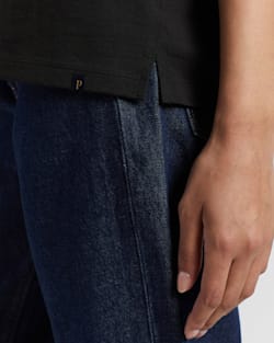 ALTERNATE VIEW OF WOMEN'S DESCHUTES EMBROIDERED TEE IN BLACK image number 5