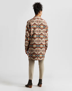ALTERNATE VIEW OF WOMEN'S OVERSIZED DOUBLESOFT SHIRT JACKET IN WARM SAND MULTI image number 3