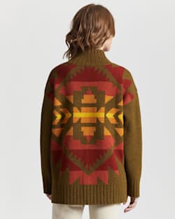 ALTERNATE VIEW OF WOMEN'S LAMBSWOOL GRAPHIC SWEATER IN DARK BRONZE MULTI image number 3