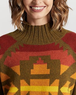 ALTERNATE VIEW OF WOMEN'S LAMBSWOOL GRAPHIC SWEATER IN DARK BRONZE MULTI image number 4