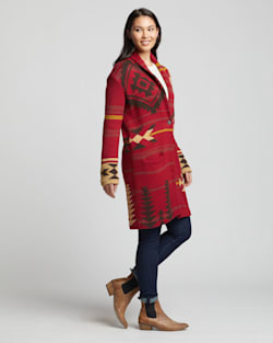 ALTERNATE VIEW OF WOMEN'S GRAPHIC SWEATER COAT IN ROSEWOOD MULTI image number 2