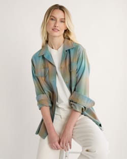 WOMEN'S PLAID BOYFRIEND BOARD SHIRT IN GREEN/TAN OMBRE image number 1