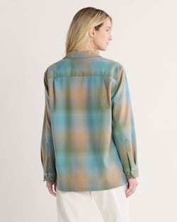 ALTERNATE VIEW OF WOMEN'S PLAID BOYFRIEND BOARD SHIRT IN GREEN/TAN OMBRE image number 2