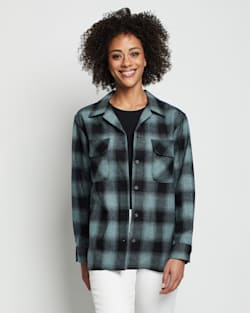 ALTERNATE VIEW OF WOMEN'S BOYFRIEND BOARD SHIRT IN SHALE MIX BUFFALO OMBRE image number 5